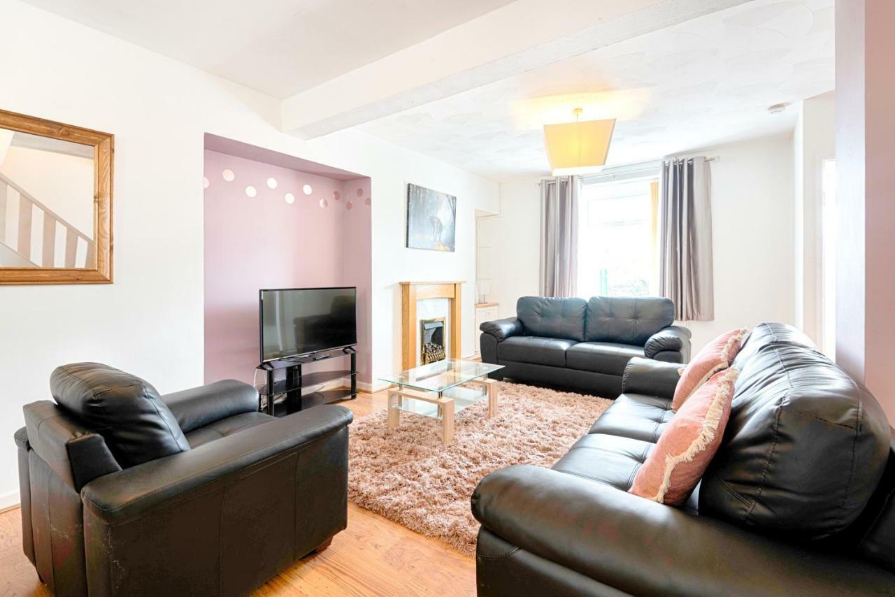 Free Parking, Spacious Living Room, Garden Swansea Exterior photo
